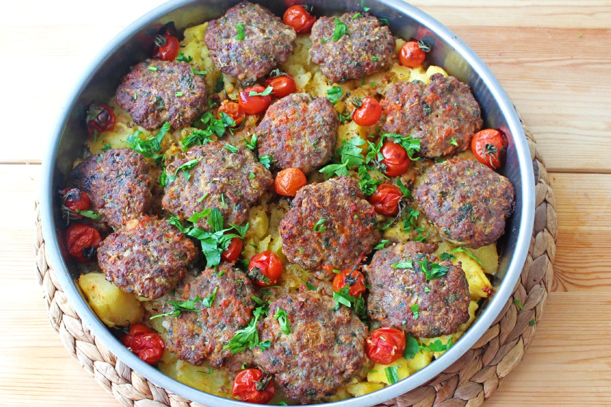 Meatballs & Potatoes on a Tray Recipe