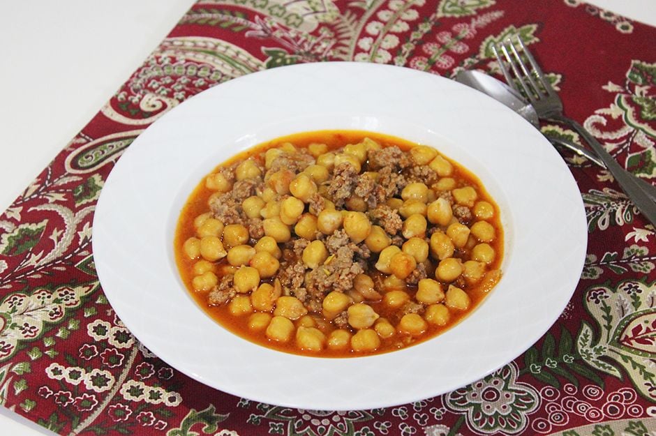 Minced Meat Chickpea Dish Recipe
