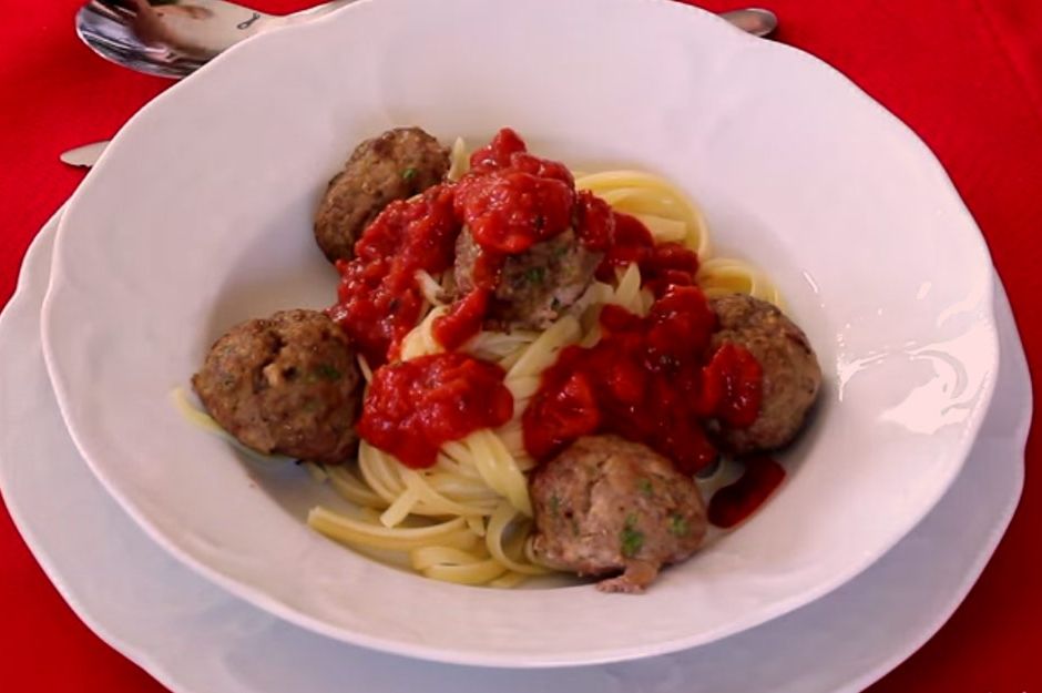 Spaghetti with Meatballs Recipe by İdil Tatari